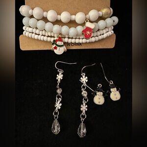Nwt Bundle of 4 Snowman bracelets and earrings